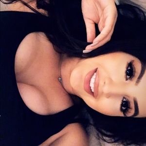 Meet your Posher, Brianna